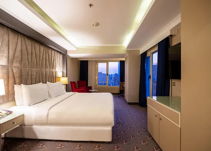 Deluxe King Room